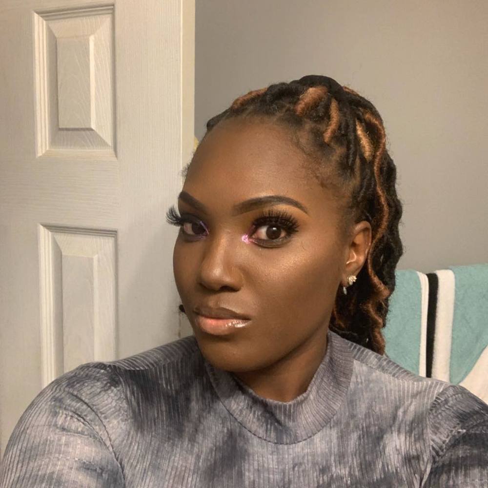 Meet your Posher, Latifa